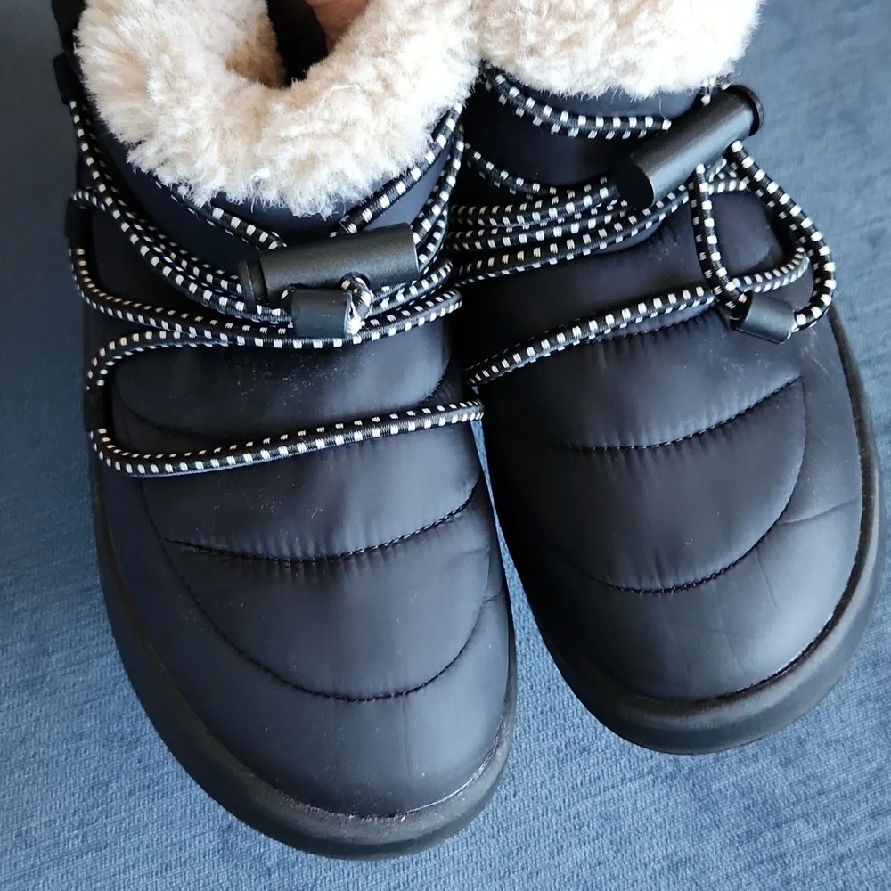 Zara Black Water Repellent Winter Kids Boots with Cream Sherpa Lining Size 35/3